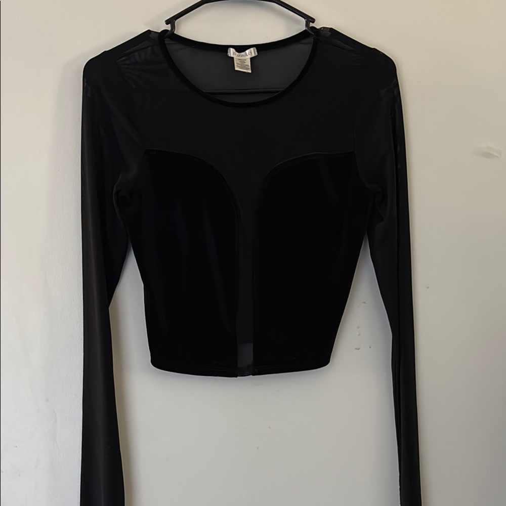 Bozzolo Black Fitted Long Sleeve Crop Bodysuit